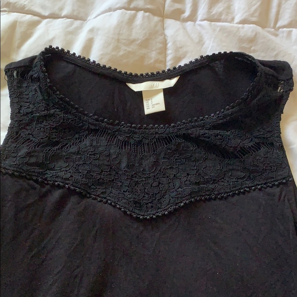 H&M black tank top size small